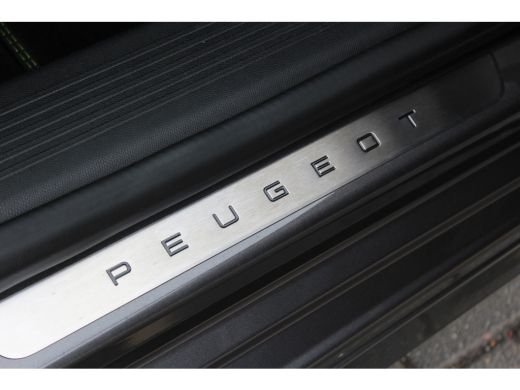 Peugeot 308 SW 1.2 PURETECH 130PK GT PACK AUTOMAAT / NAVI / LEDER / CLIMA / PDC / 18" LMV / CAMERA / KEYLESS ... ActivLease financial lease