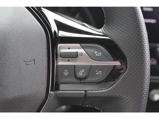 Peugeot 308 SW 1.2 PURETECH 130PK GT PACK AUTOMAAT / NAVI / LEDER / CLIMA / PDC / 18" LMV / CAMERA / KEYLESS ... ActivLease financial lease