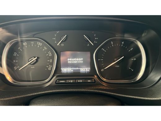 Peugeot Expert 227S 2.0 BlueHDI L2H1 180PK Automaat Airco Camera Carplay Head-up LED Cruise PDC 3 Persoons ActivLease financial lease