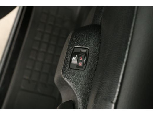 Peugeot Expert 227S 2.0 BlueHDI L2H1 180PK Automaat Airco Camera Carplay Head-up LED Cruise PDC 3 Persoons ActivLease financial lease