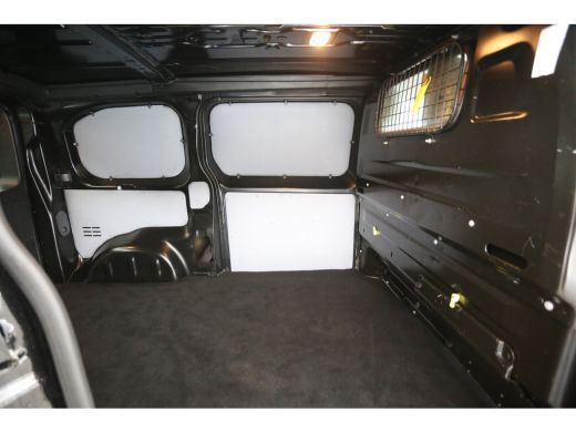 Peugeot Expert 2.0 BlueHDI 177PK L2H1 | Automaat | Airco | 3-Zits | 360 Camera | HuD | Clima | Carplay ActivLease financial lease