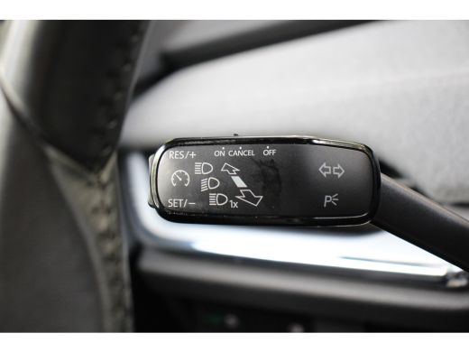 Skoda Enyaq iV 60 | NL-AUTO! | DEALER OH! | STANDKACHEL | TREKHAAK | STOELVERWARMING | LED | CRUISE | PARK SENS ... ActivLease financial lease