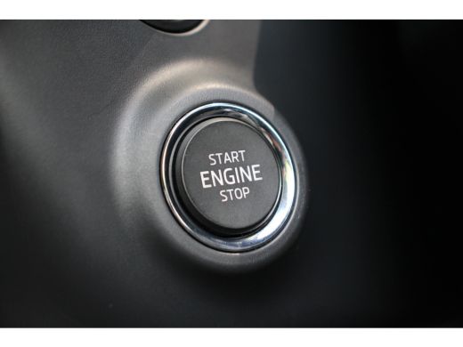 Skoda Enyaq iV 60 | NL-AUTO! | DEALER OH! | STANDKACHEL | TREKHAAK | STOELVERWARMING | LED | CRUISE | PARK SENS ... ActivLease financial lease