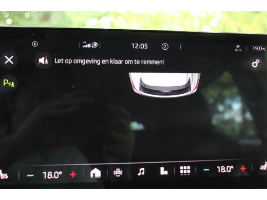 Skoda Enyaq iV 60 | NL-AUTO! | DEALER OH! | STANDKACHEL | TREKHAAK | STOELVERWARMING | LED | CRUISE | PARK SENS ... ActivLease financial lease