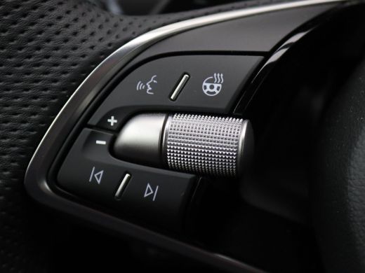 Skoda Karoq 1.5 TSI ACT Sportline Business 150PK DSG Pano-Schuifdak, Adaptieve Cruise Controle, Keyless, Virt... ActivLease financial lease