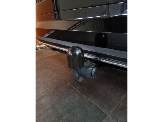 Skoda Kodiaq 1.5 TSI Sportline Business navi | trekhaak | dealer onderhouden | stoel en stuurverwarming | spor... ActivLease financial lease