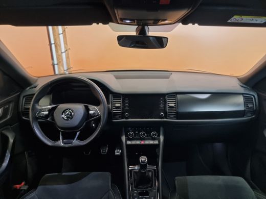 Skoda Kodiaq 1.5 TSI Sportline Business navi | trekhaak | dealer onderhouden | stoel en stuurverwarming | spor... ActivLease financial lease