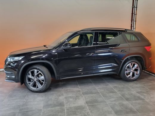 Skoda Kodiaq 1.5 TSI Sportline Business navi | trekhaak | dealer onderhouden | stoel en stuurverwarming | spor... ActivLease financial lease