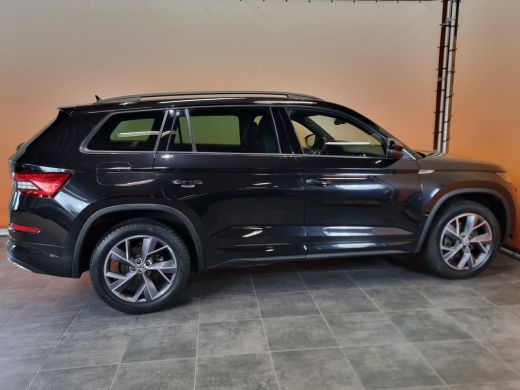 Skoda Kodiaq 1.5 TSI Sportline Business navi | trekhaak | dealer onderhouden | stoel en stuurverwarming | spor... ActivLease financial lease