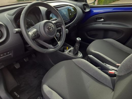 Toyota Aygo 1.0 VVT-i MT Play | Apple CarPlay | Adaptive Cruise | Rijklaarprijs incl. garantie | ActivLease financial lease