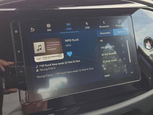 Toyota Aygo 1.0 VVT-i MT Play | Apple CarPlay | Adaptive Cruise | Rijklaarprijs incl. garantie | ActivLease financial lease