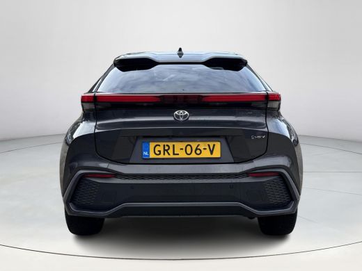 Toyota C-HR 1.8 Hybrid 140 First Edition **NAVIGATIE/ DODEHOEK DETECTIE/ 360 CAMERA/ PARKEERSENSOREN VOOR EN ... ActivLease financial lease