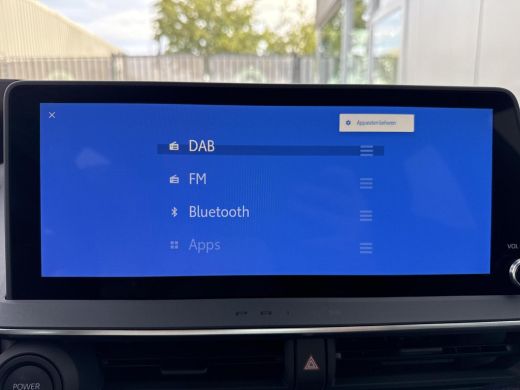 Toyota Prius 2.0 Plug-in Executive **NAVIGATIE/ STOEL EN STUURWIELVERWARMING/ DODEHOEK DETECTIE/ CAMERABEELD I... ActivLease financial lease