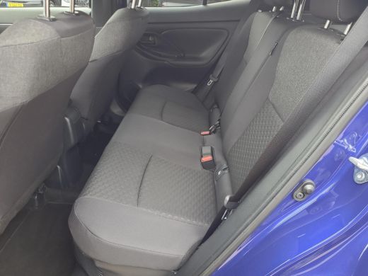 Toyota Yaris Cross 1.5 Hybrid 115 First Edition Comfort Pack | Apple CarPlay | Parkeersensoren | Blindspot | Stuurve... ActivLease financial lease