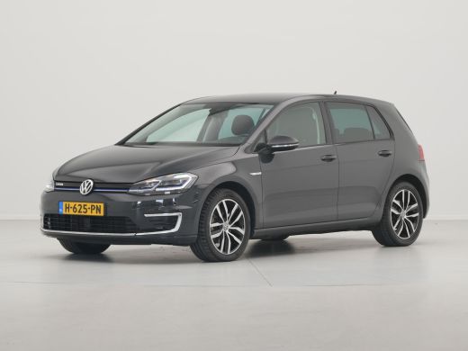 Volkswagen e-Golf E-DITION Navigatie Pdc Acc 17'' Lm Velgen 218 ActivLease financial lease