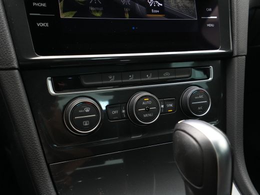 Volkswagen e-Golf E-DITION Navigatie Pdc Acc 17'' Lm Velgen 218 ActivLease financial lease