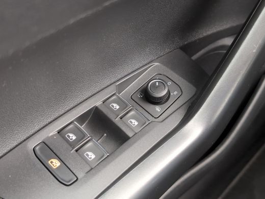 Volkswagen Polo 1.0 TSI R-Line | Pano | Virtual Cockpit | Stoelverwarming | Cruise Control ActivLease financial lease