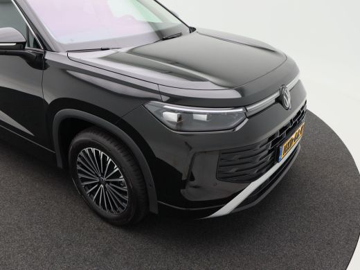 Volkswagen Tayron 1.5 eHybrid 204 Pk Automaat Life Edition | Full LED | Trekhaak | 18 Inch | Stoelverwarming | Priv... ActivLease financial lease