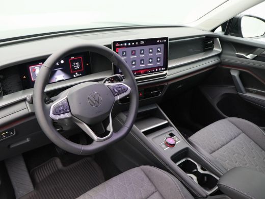 Volkswagen Tayron 1.5 eHybrid 204 Pk Automaat Life Edition | Full LED | Trekhaak | 18 Inch | Stoelverwarming | Priv... ActivLease financial lease