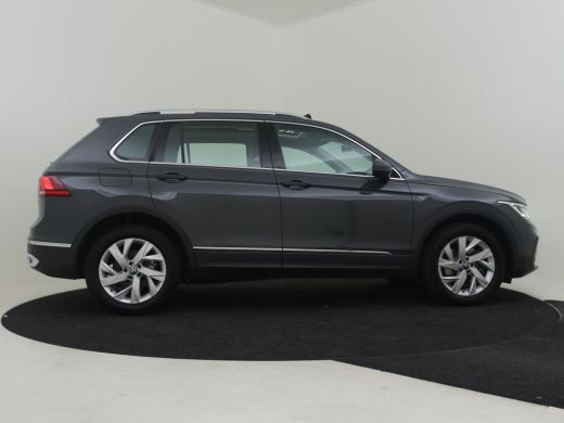 Volkswagen Tiguan 1.4 TSI eHybrid Life Business 245pk Panorama dak | Matrix koplampen | Trekhaak | Stoelverwarming ... ActivLease financial lease