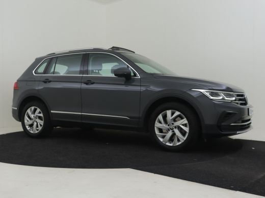 Volkswagen Tiguan 1.4 TSI eHybrid Life Business 245pk Panorama dak | Matrix koplampen | Trekhaak | Stoelverwarming ... ActivLease financial lease