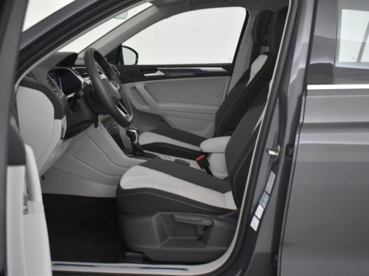 Volkswagen Tiguan 1.4 TSI eHybrid Life Business 245pk Panorama dak | Matrix koplampen | Trekhaak | Stoelverwarming ... ActivLease financial lease