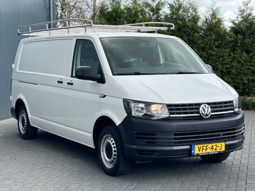 Volkswagen Transporter 2.0 TDI 102 PK / L2H1 / 1e EIG. / ALUCA INRICHTING / IMPERIAAL / TREKHAAK / AIRCO / CRUISE / BLUE... ActivLease financial lease