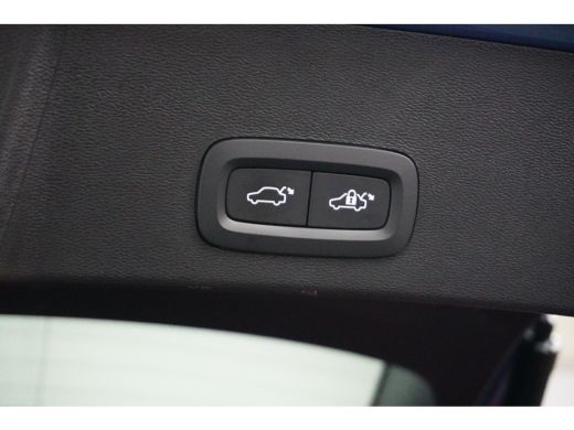 Volvo  XC40 1.5 T5 Recharge R-Design | Trekhaak | 360 Camera | Panoramadak | Harman/Kardon | Adaptive Cruise ActivLease financial lease