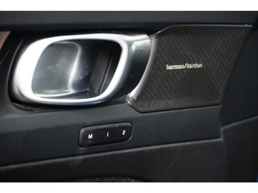 Volvo  XC40 1.5 T5 Recharge R-Design | Trekhaak | 360 Camera | Panoramadak | Harman/Kardon | Adaptive Cruise ActivLease financial lease