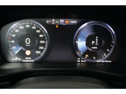 Volvo  XC40 1.5 T5 Recharge R-Design | Trekhaak | 360 Camera | Panoramadak | Harman/Kardon | Adaptive Cruise ActivLease financial lease