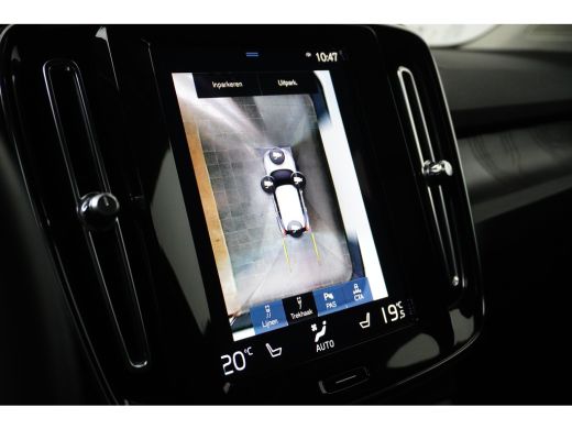 Volvo  XC40 1.5 T5 Recharge R-Design | Trekhaak | 360 Camera | Panoramadak | Harman/Kardon | Adaptive Cruise ActivLease financial lease