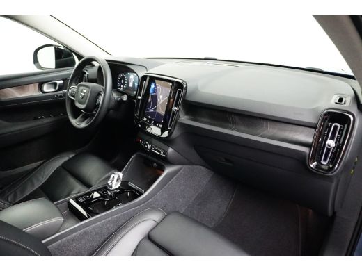Volvo  XC40 1.5 T5 Recharge R-Design | Trekhaak | 360 Camera | Panoramadak | Harman/Kardon | Adaptive Cruise ActivLease financial lease