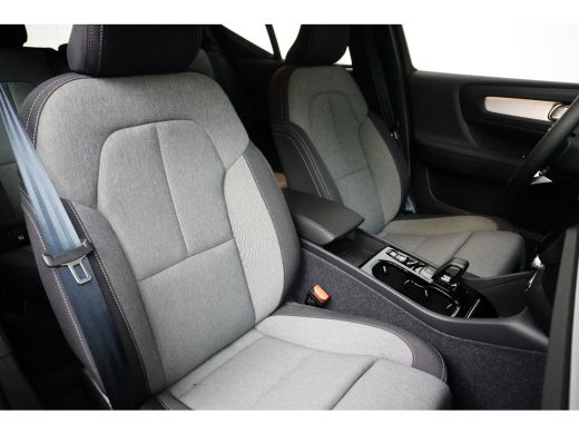 Volvo  XC40 T4 Recharge R-Design | Apple Carplay/Android Auto|telefoonintegratie premium | Audio installatie ... ActivLease financial lease