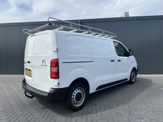 Citroën Jumpy 2.0 BlueHDI 123 PK / L2H1 / 1e EIG. / IMPERIAAL / TREKHAAK / 2.500 KG AHG / AIRCO / CRUISE