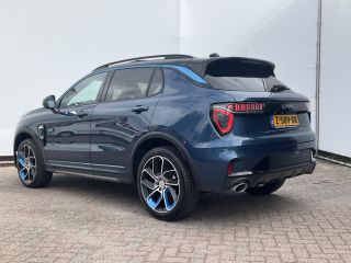Lynk & Co 01 1.5 262pk PHEV Panodak Zwarte hemel 360° Cam Plug in
