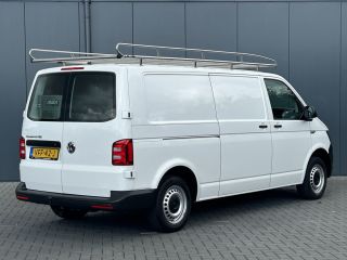 Volkswagen Transporter 2.0 TDI 102 PK / L2H1 / 1e EIG. / ALUCA INRICHTING / IMPERIAAL / TREKHAAK / AIRCO / CRUISE / BLUE...