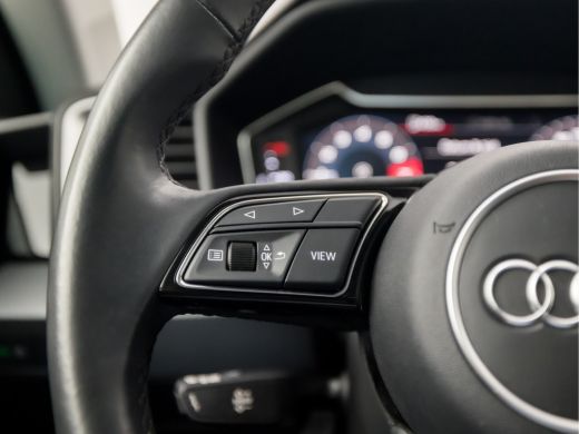 Audi A1 Sportback Sportback 25 TFSI Sport (APPLE CARPLAY, GROOT NAVI, VIRTUAL COCKPIT, LM VELGEN, PARKEERSENSOREN, ... ActivLease financial lease
