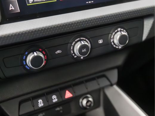 Audi A1 Sportback Sportback 25 TFSI Sport (APPLE CARPLAY, GROOT NAVI, VIRTUAL COCKPIT, LM VELGEN, PARKEERSENSOREN, ... ActivLease financial lease