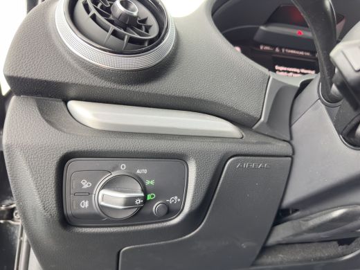 Audi A3 Limousine 35 TFSI CoD Advance Sport S-Line-Sportpack (INCL-BTW) Aut.*DIGI-COCKPIT | LEATHER-FABRI... ActivLease financial lease