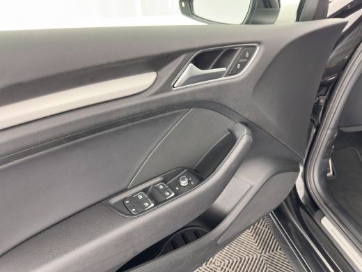 Audi A3 Limousine 35 TFSI CoD Advance Sport S-Line-Sportpack (INCL-BTW) Aut.*DIGI-COCKPIT | LEATHER-FABRI... ActivLease financial lease