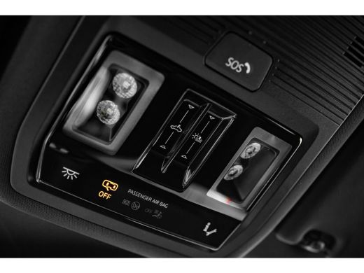 Audi Q4 e-tron S edition | Achterklep, automatisch bedienbaar | Achteruitrijcamera | Adaptive cruise control ActivLease financial lease