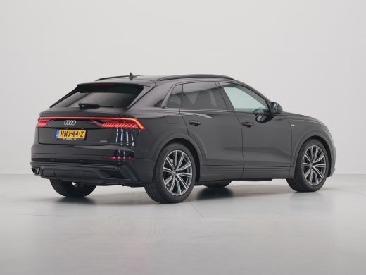 Audi Q8 50 TDI quattro Pro Line Plus S Line Navigatie Luchtvering Trekhaak Camera Pdc Acc 20 ActivLease financial lease