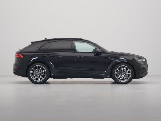 Audi Q8 50 TDI quattro Pro Line Plus S Line Navigatie Luchtvering Trekhaak Camera Pdc Acc 20 ActivLease financial lease