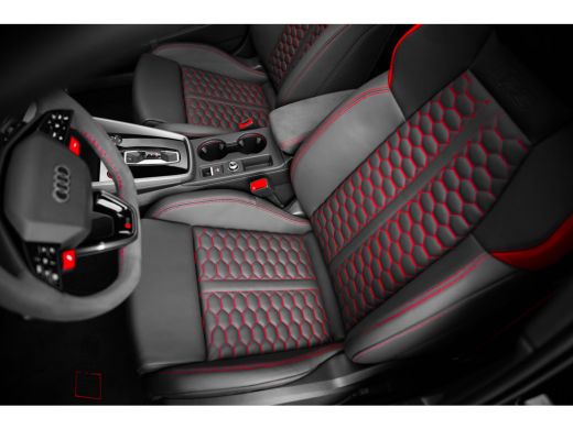 Audi RS3 Sportback 2.5 TFSI RS 3 quattro | Cruise control | Keyless entry/start | Parkeer assistent ActivLease financial lease