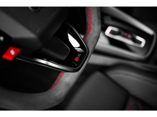 Audi RS3 Sportback 2.5 TFSI RS 3 quattro | Cruise control | Keyless entry/start | Parkeer assistent ActivLease financial lease