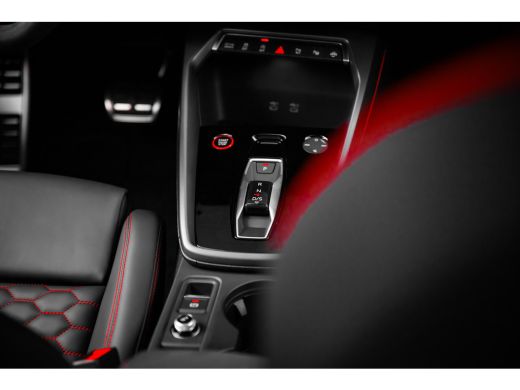 Audi RS3 Sportback 2.5 TFSI RS 3 quattro | Cruise control | Keyless entry/start | Parkeer assistent ActivLease financial lease