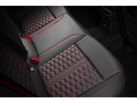 Audi RS3 Sportback 2.5 TFSI RS 3 quattro | Cruise control | Keyless entry/start | Parkeer assistent ActivLease financial lease