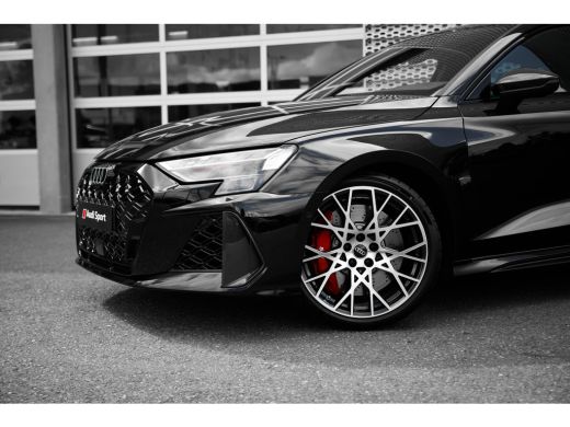 Audi RS3 Sportback 2.5 TFSI RS 3 quattro | Cruise control | Keyless entry/start | Parkeer assistent ActivLease financial lease