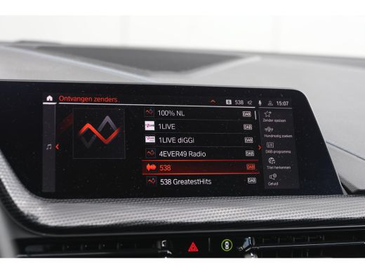 BMW 1 Serie 118i High Executive M Sport Automaat / Panoramadak / Sportstoelen / Achteruitrijcamera / Adaptiev... ActivLease financial lease