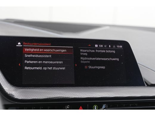 BMW 1 Serie 118i High Executive M Sport Automaat / Panoramadak / Sportstoelen / Achteruitrijcamera / Adaptiev... ActivLease financial lease